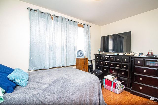 6 Lincoln Circle, Junction City, KS 66441