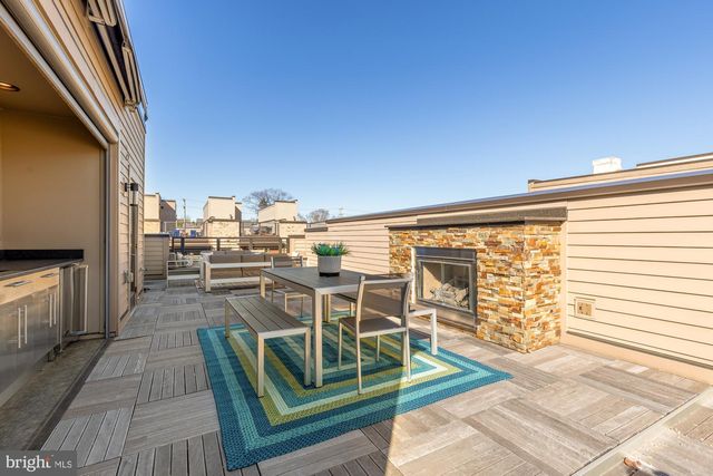 153 WINSOME CIR, Bethesda, MD 20814