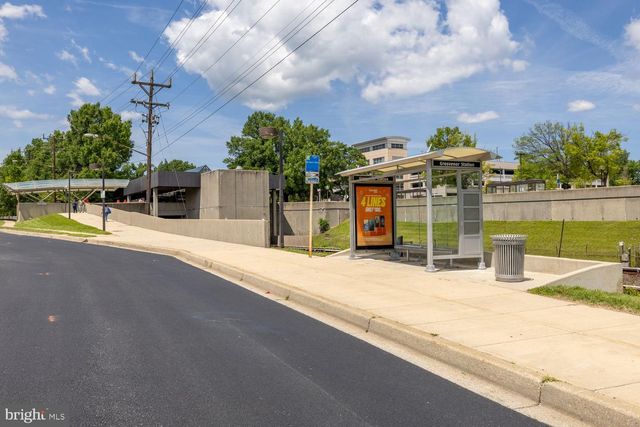 153 WINSOME CIR, Bethesda, MD 20814