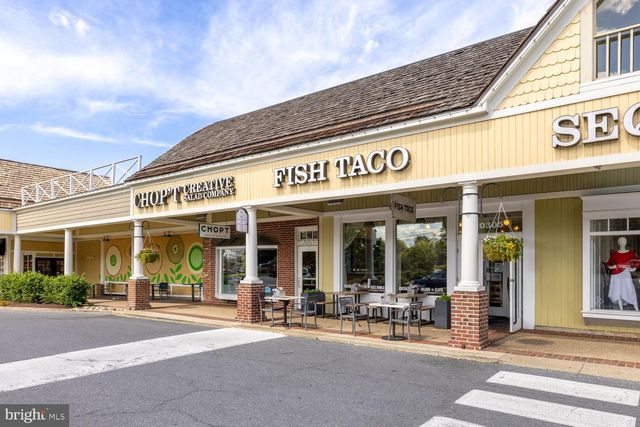 153 WINSOME CIR, Bethesda, MD 20814