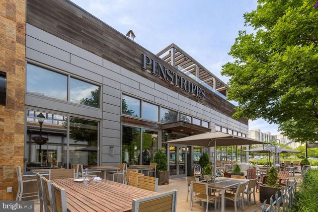 153 WINSOME CIR, Bethesda, MD 20814