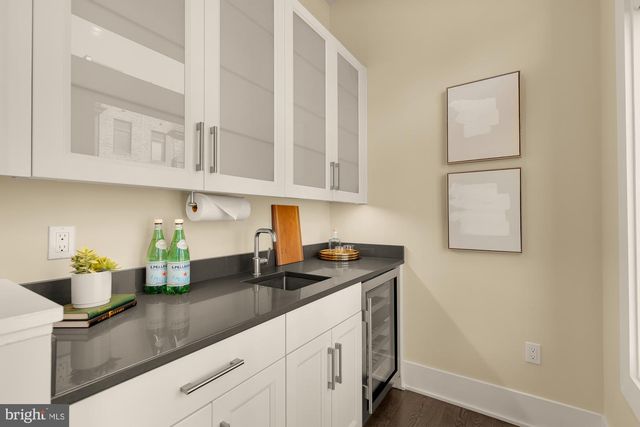 153 WINSOME CIR, Bethesda, MD 20814