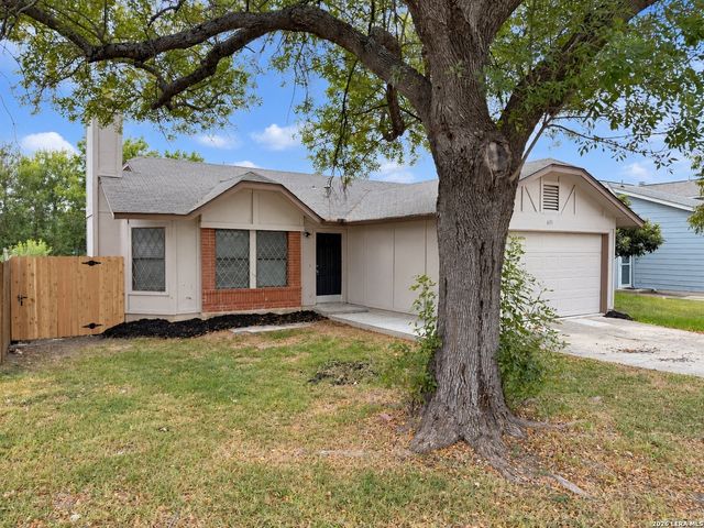 6111 FEATHER NEST LN, San Antonio, TX 78233