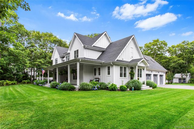 9 Deerland Drive, East Quogue, NY 11942