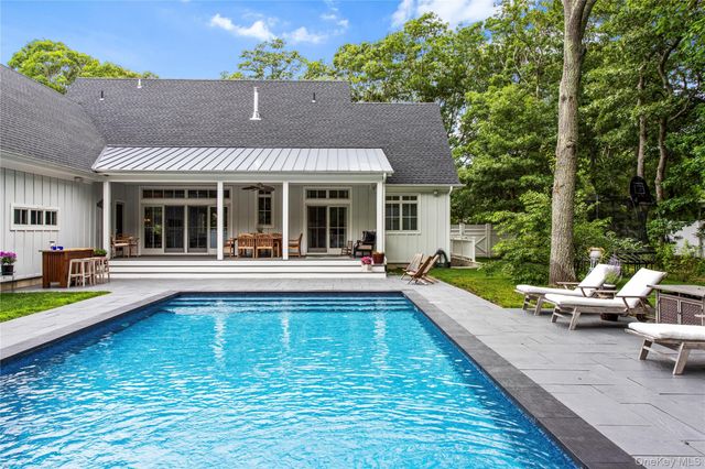9 Deerland Drive, East Quogue, NY 11942