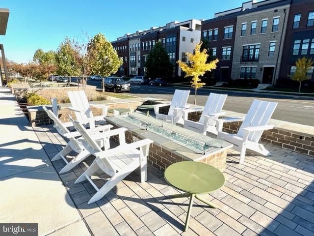 43498 MADISON SPRINGS TER, Ashburn, VA 20148