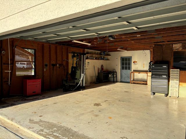 202 SW Crescent Avenue, Port St. Lucie, FL 34984