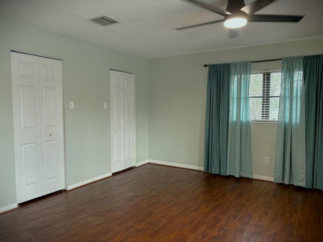 202 SW Crescent Avenue, Port St. Lucie, FL 34984