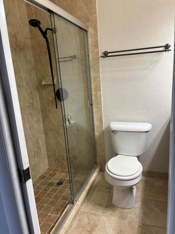 202 SW Crescent Avenue, Port St. Lucie, FL 34984
