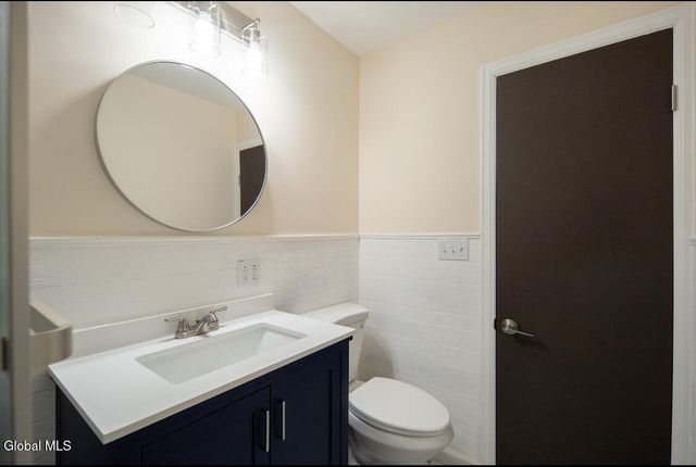 5 Brunswick Park Drive, Brunswick, NY 12180