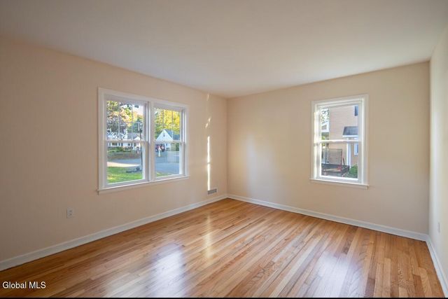 5 Brunswick Park Drive, Brunswick, NY 12180