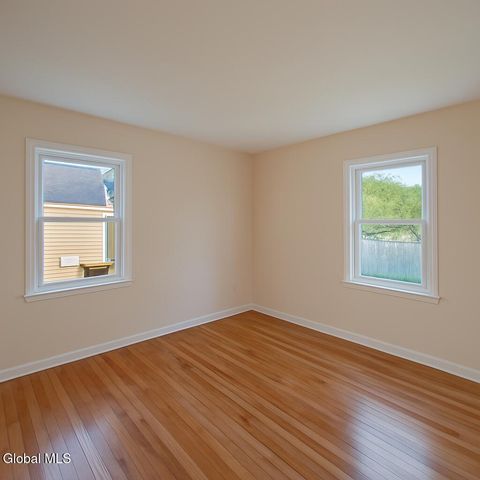 5 Brunswick Park Drive, Brunswick, NY 12180