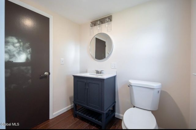 5 Brunswick Park Drive, Brunswick, NY 12180