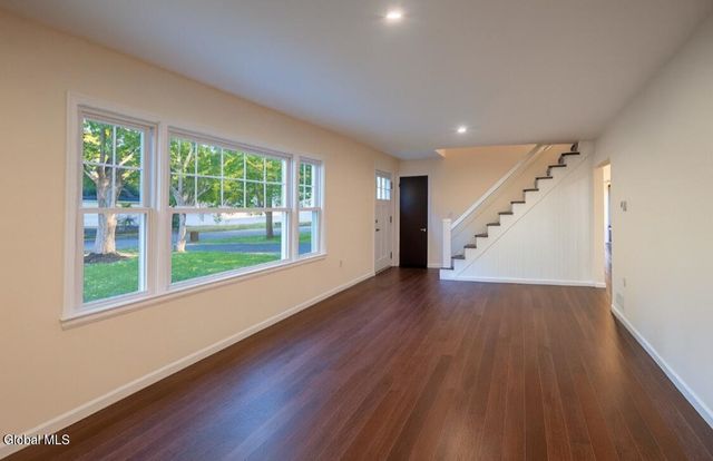 5 Brunswick Park Drive, Brunswick, NY 12180