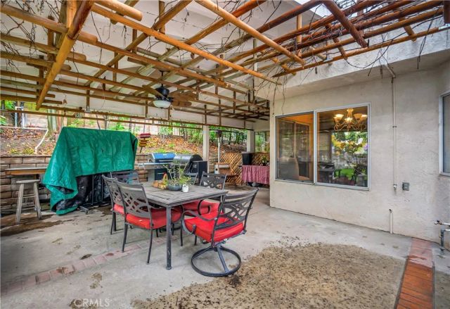 7354 Woodvale Court, West Hills, CA 91307