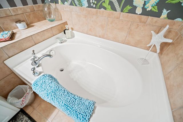 730 Pickering Dr Unit 201, Murrells Inlet, SC 29576