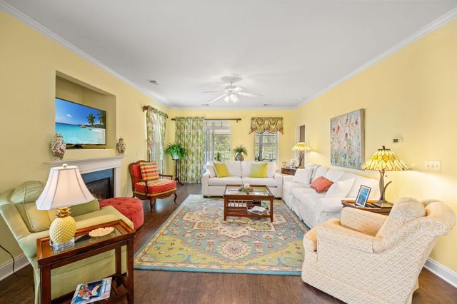 730 Pickering Dr Unit 201, Murrells Inlet, SC 29576