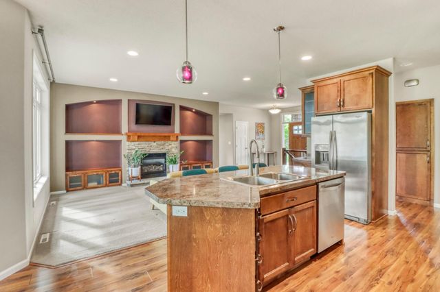 5831 Autumn Drive S, Fargo, ND 58104