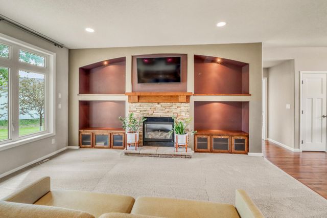 5831 Autumn Drive S, Fargo, ND 58104