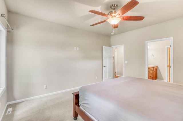 5831 Autumn Drive S, Fargo, ND 58104