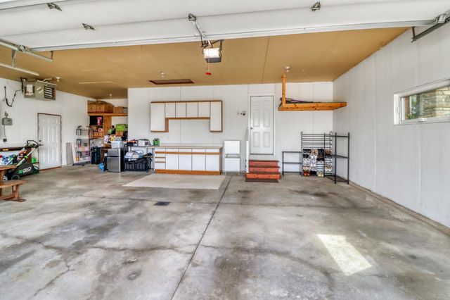 5831 Autumn Drive S, Fargo, ND 58104