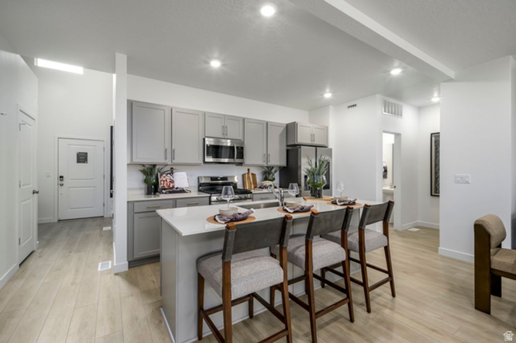 Image 2 of property listing at 1463 W BRIGHT EYES LN ##1504, Saratoga Springs, UT 84045
