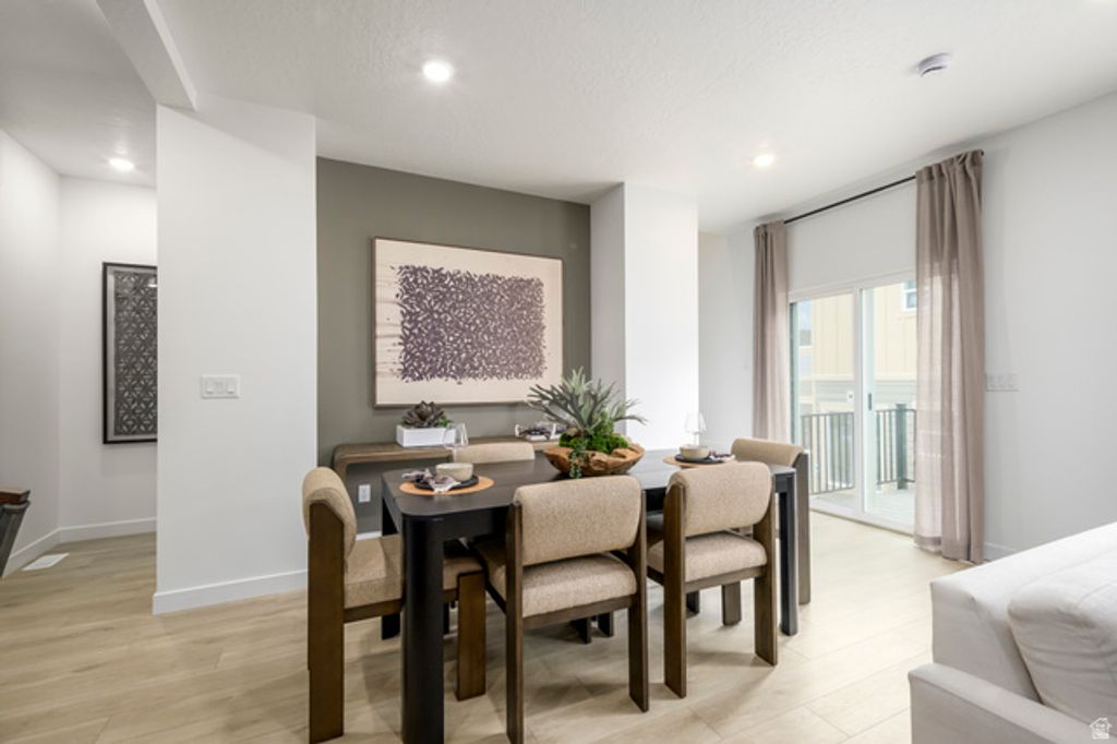 Image 4 of property listing at 1463 W BRIGHT EYES LN ##1504, Saratoga Springs, UT 84045