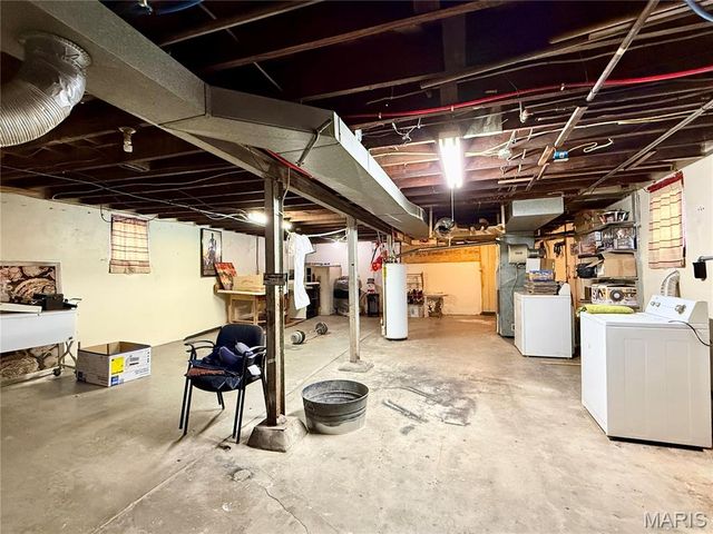 217 Emerling Drive, St Louis, MO 63121