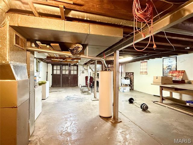 217 Emerling Drive, St Louis, MO 63121