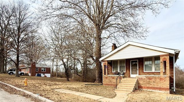 217 Emerling Drive, St Louis, MO 63121