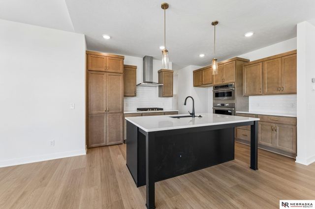 11101 N 161 Street, Bennington, NE 68007