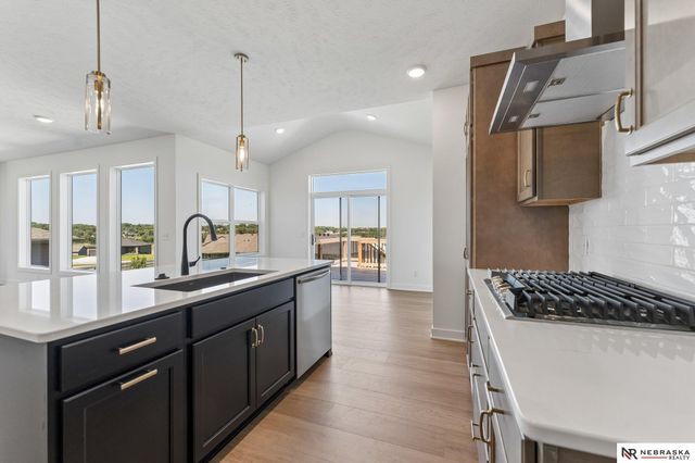 11101 N 161 Street, Bennington, NE 68007