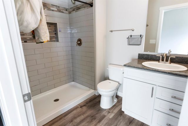 916 34th Ave NE, Minot, ND 58703