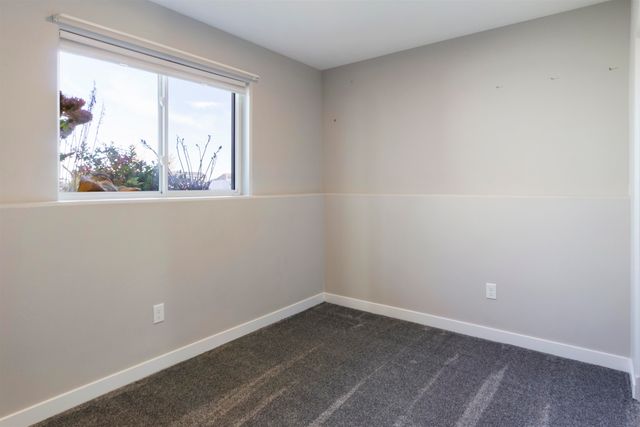 916 34th Ave NE, Minot, ND 58703