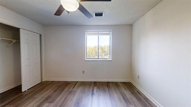 300 Johnson Ferry Road NE B409, Sandy Springs, GA 30328