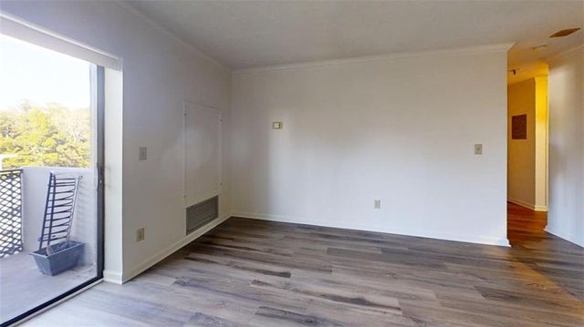 300 Johnson Ferry Road NE B409, Sandy Springs, GA 30328