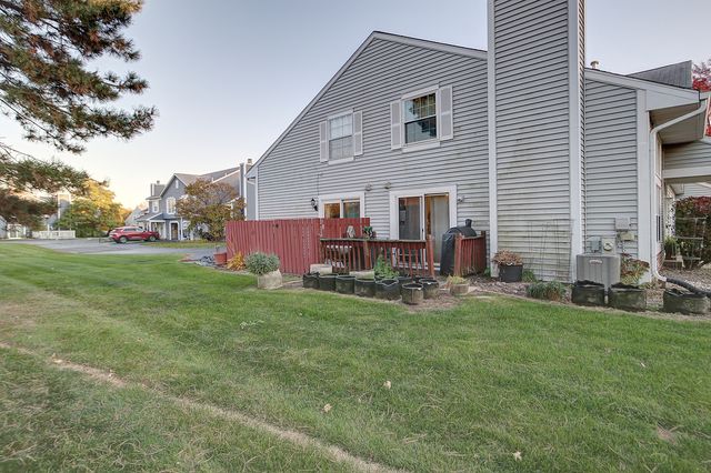 556 PONTIAC Lane, Bolingbrook, IL 60440