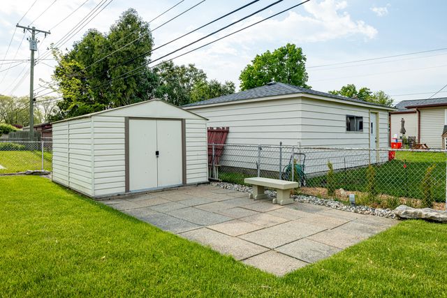 32647 Hees Street, Livonia City, MI 48150