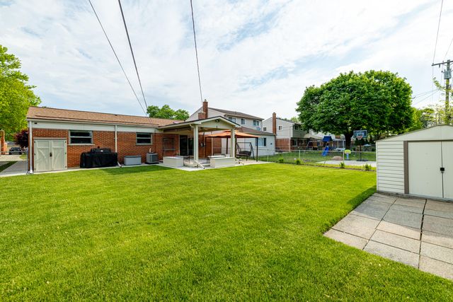 32647 Hees Street, Livonia City, MI 48150
