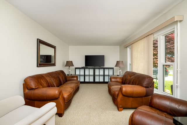 32647 Hees Street, Livonia City, MI 48150