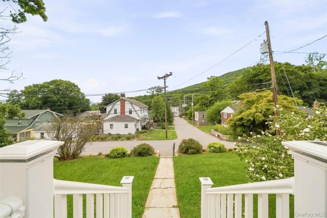 16 Hillside Avenue, Highland Falls, NY 10928
