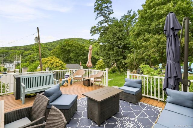 16 Hillside Avenue, Highland Falls, NY 10928