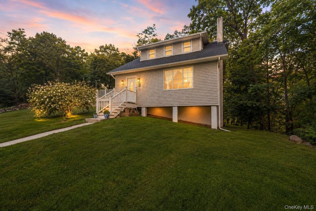 16 Hillside Avenue, Highland Falls, NY 10928 — exterior