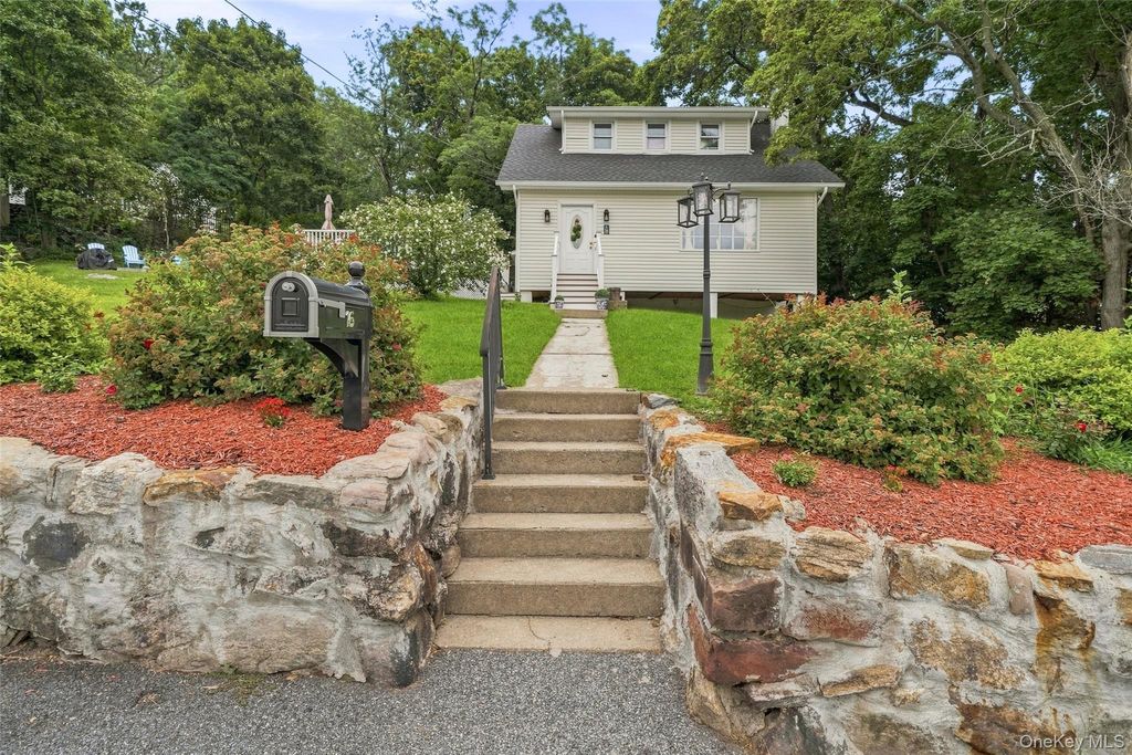 16 Hillside Avenue, Highland Falls, NY 10928 — photo 2