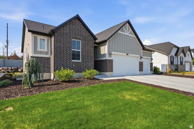 8139 W JOE DR, Magna, UT 84044