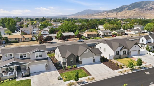 8139 W JOE DR, Magna, UT 84044
