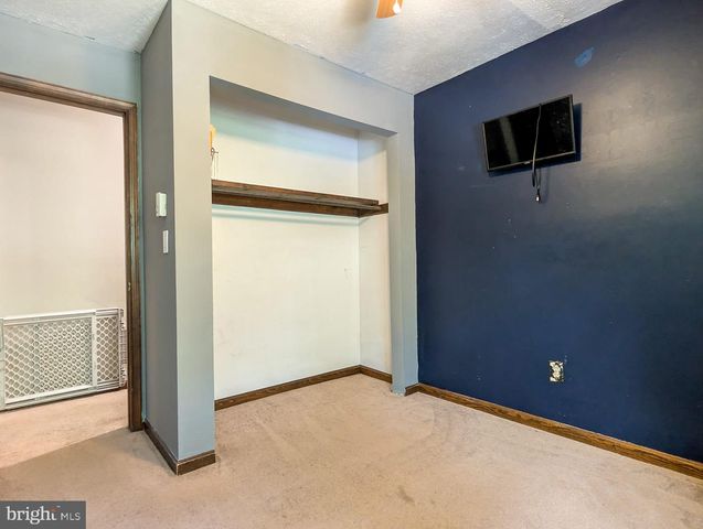 1158 CREEKSIDE DR, Altoona, PA 16601