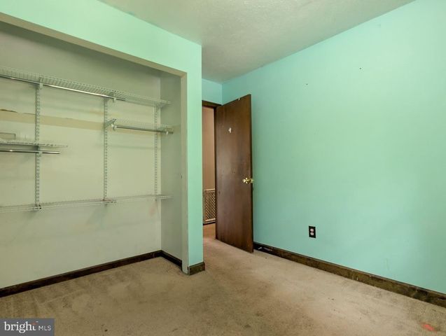 1158 CREEKSIDE DR, Altoona, PA 16601