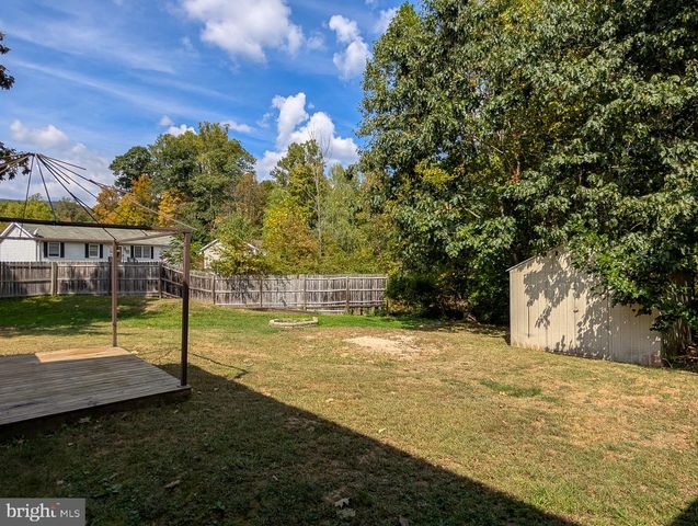 1158 CREEKSIDE DR, Altoona, PA 16601