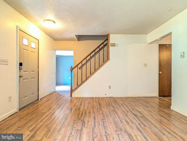 1158 CREEKSIDE DR, Altoona, PA 16601